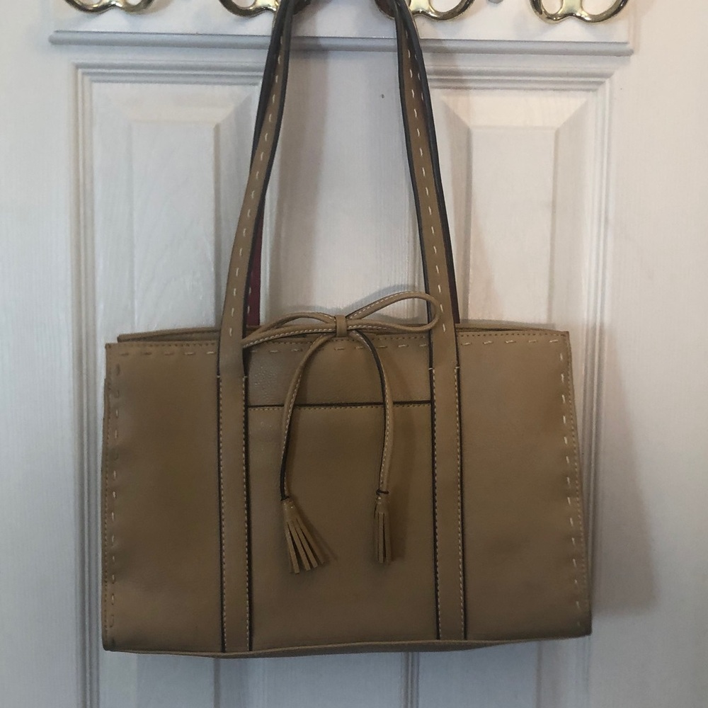 Vintage Liz Claiborne Beige Handbag Tan  12 3/4” X 8 1/4”H X 3” D Used
